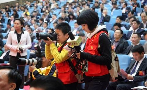 “喜报｜潍坊市人民医院荣获2020年度改善医疗服务示范医院称号”